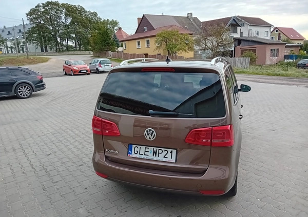 Volkswagen Touran cena 40900 przebieg: 146000, rok produkcji 2014 z Lębork małe 232